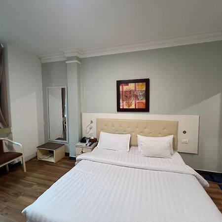 A25 Hotel - 19 Bui Thi Xuan Ho Chi Minh City Bagian luar foto